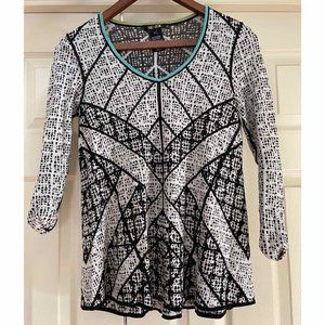 Nic + Zoe lightweight sweater